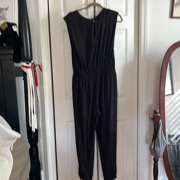Cute black fate jumpsuit - Picture 6 of 9